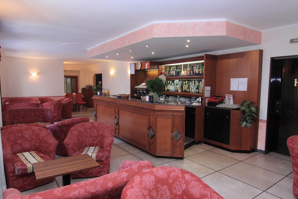 Hotel Piemonte Ланцо-Торинезе Экстерьер фото